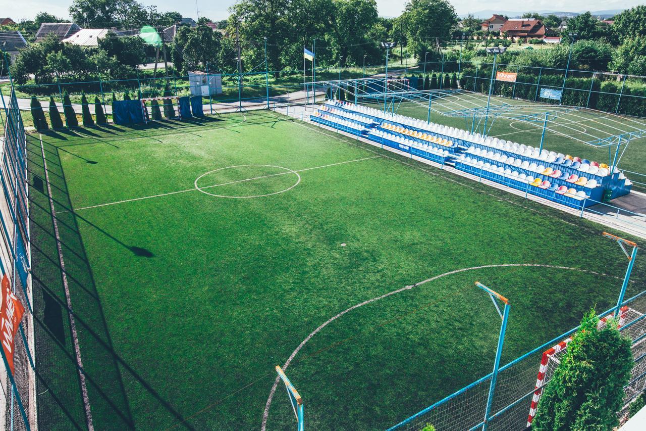 Zinedine Sport-Hotel Ujgorod Dış mekan fotoğraf